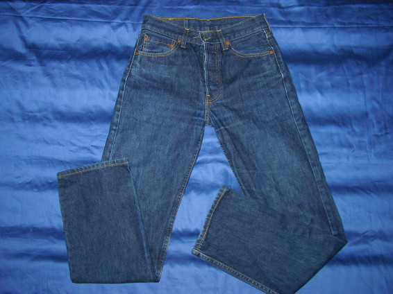 Lotto All'ingrosso 20 Paia Di Jeans Uomo Levi's Grado B - Misure Varie, Blu/nero - Ideale Per Rivenditori - Foto 3